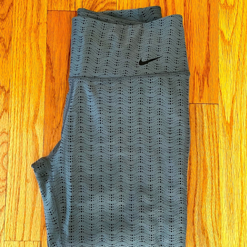 Nike Dri Fit Capri